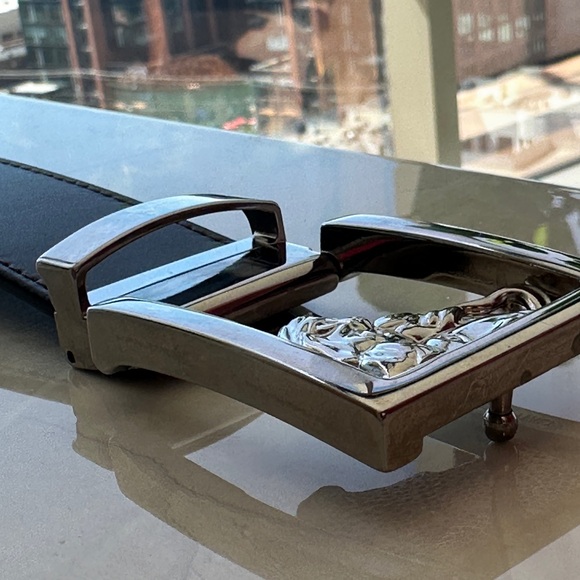 NWOT Men's Versace Belt - Picture 6 of 10